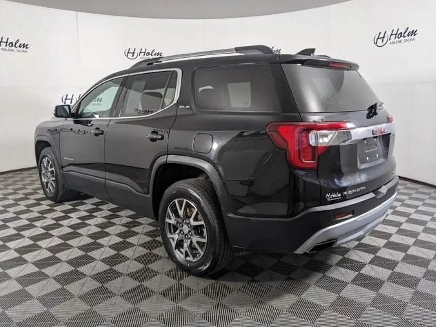 2022 Gmc Acadia SLE photo 1
