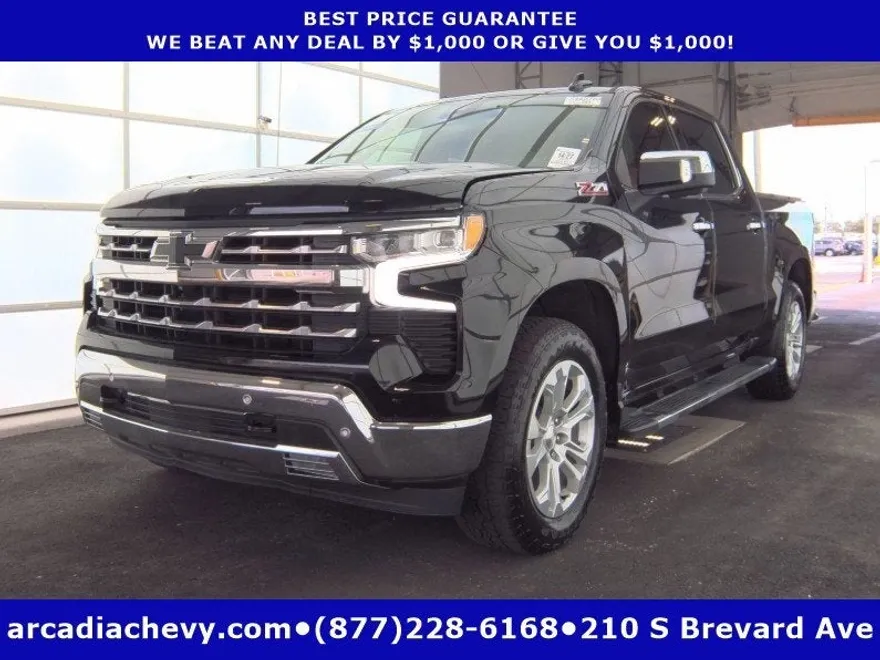 2023 Chevrolet Silverado 1500 Custom photo 1