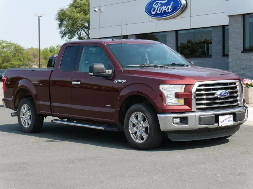 2016 Ford F-150 XLT photo 1