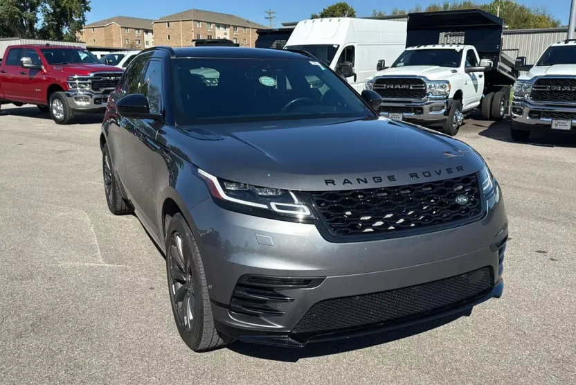 2018 Land Rover Range Rover Velar R-Dynamic SE photo 1