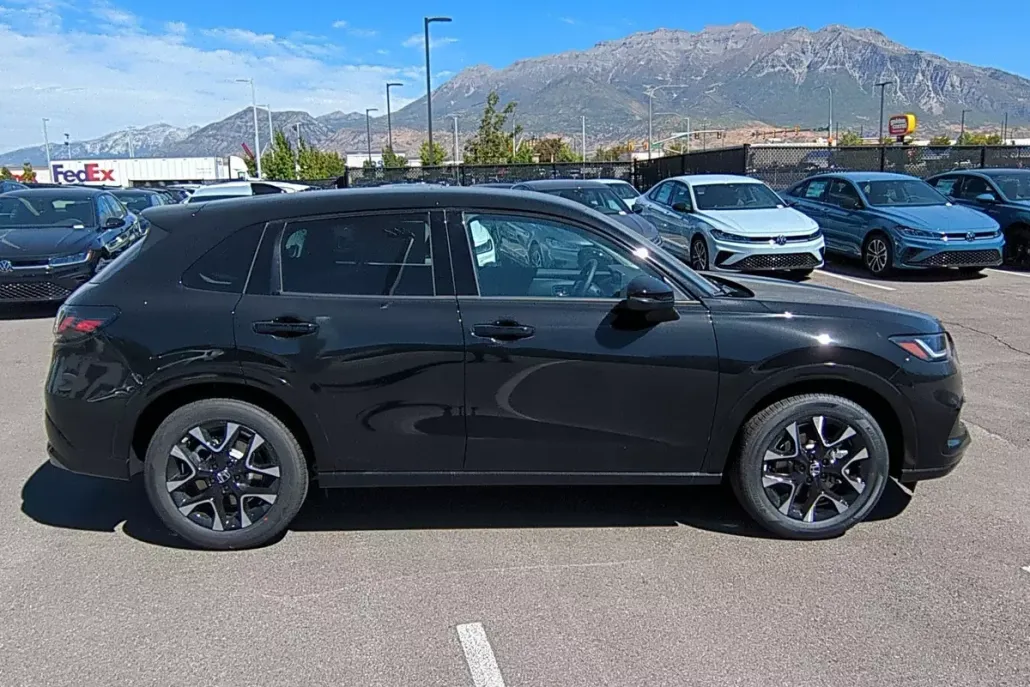 2026 Honda HR-V EX-L photo 1