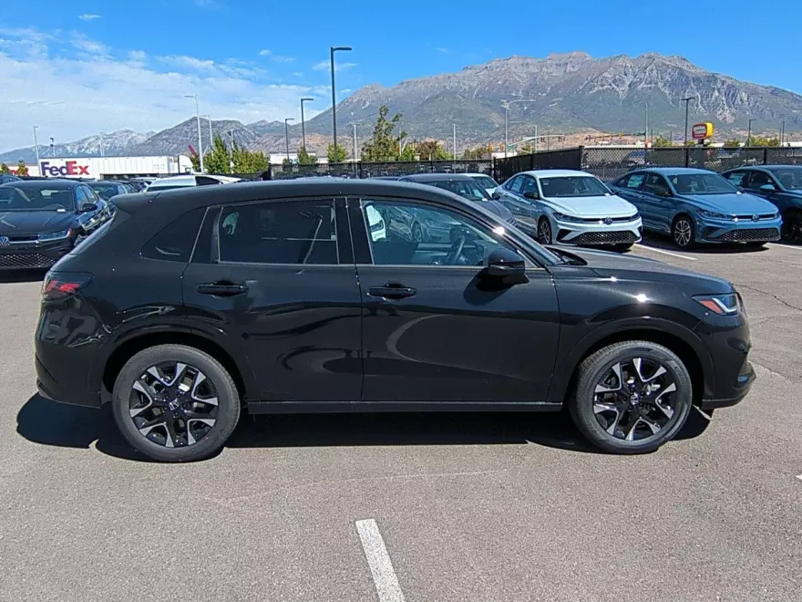 2026 Honda HR-V EX-L photo 1