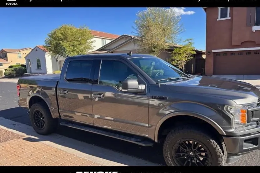2019 Ford F-150 XLT photo 1