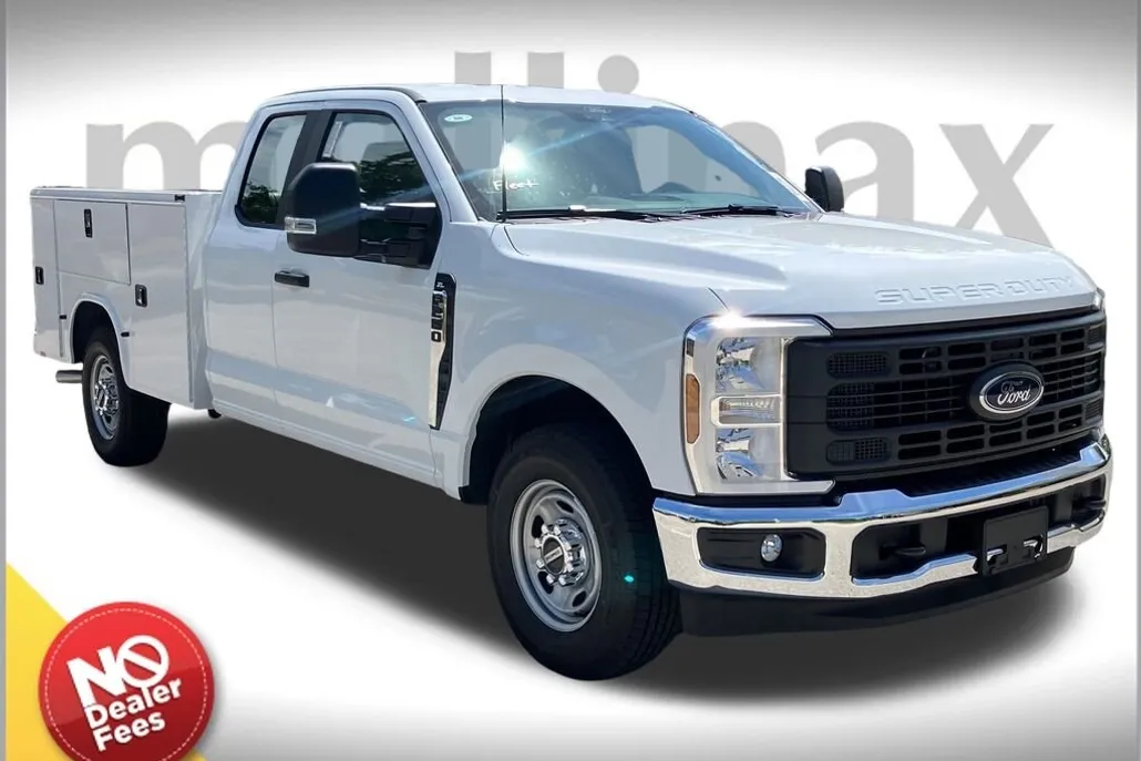 2025 Ford F-250 XL photo 1