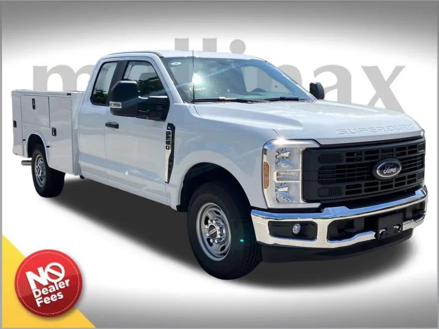2025 Ford F-250 XL photo 1