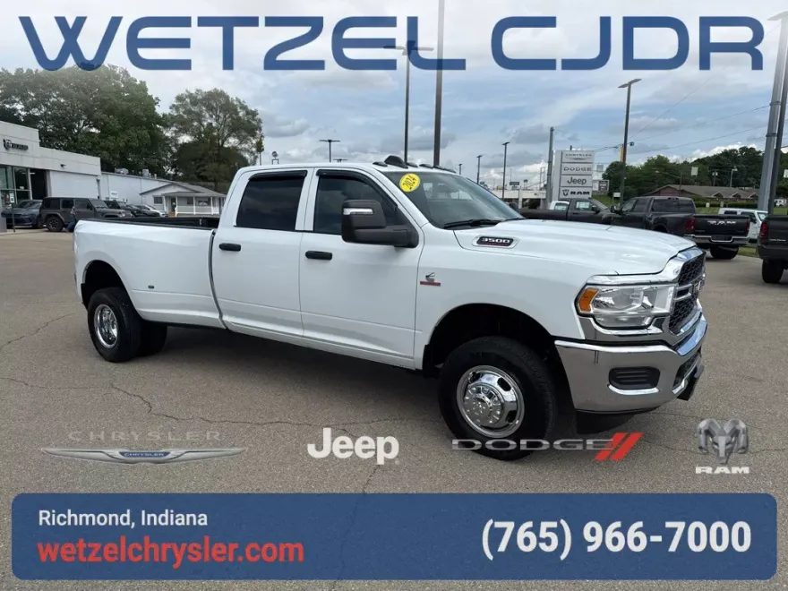 2024 Ram 3500 Tradesman photo 1