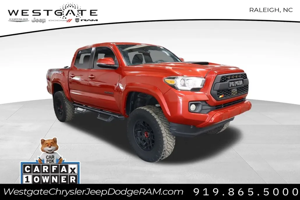 2020 Toyota Tacoma TRD Off-Road Double Cab photo 1