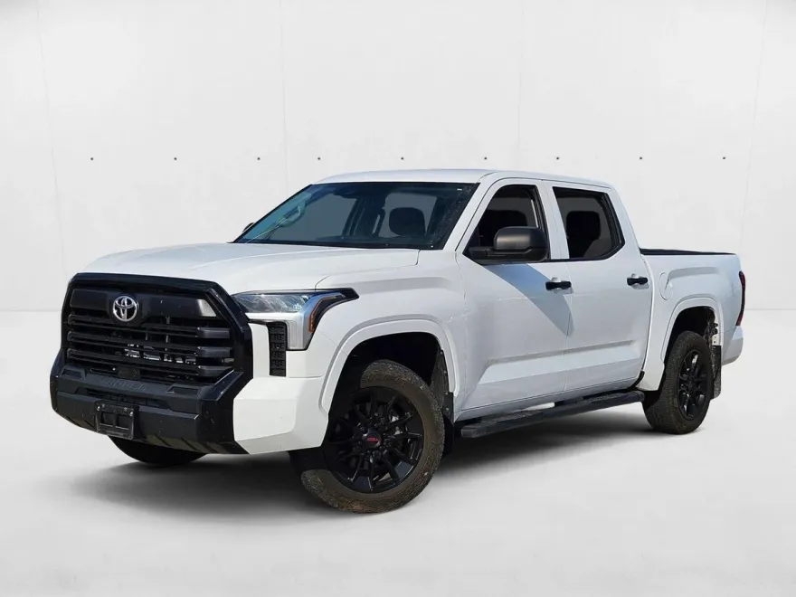 2024 Toyota Tundra SR CrewMax photo 1