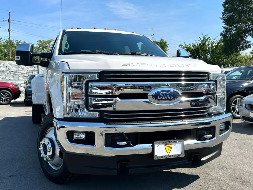2017 Ford F-350 XL photo 1