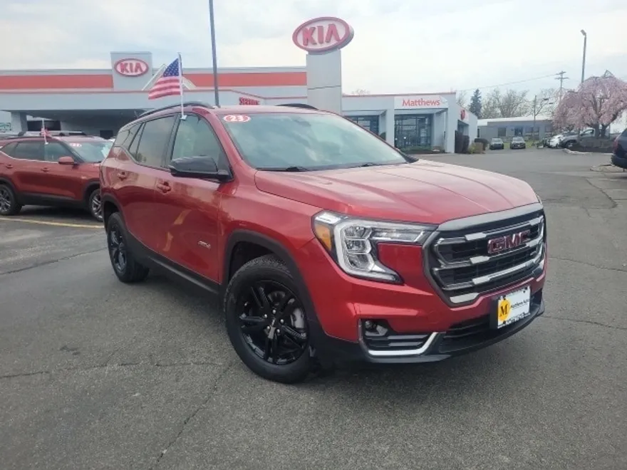 2023 Gmc Terrain AT4 photo 1