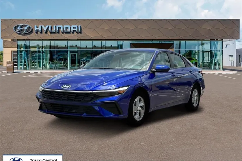 2025 Hyundai Elantra SE photo 1