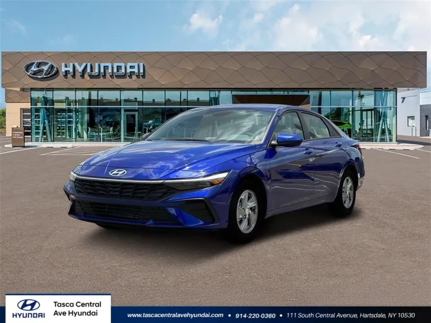 2025 Hyundai Elantra SE photo 1