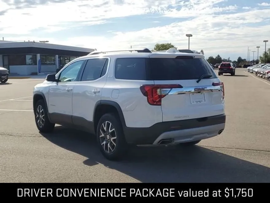 2023 Gmc Acadia SLE photo 1