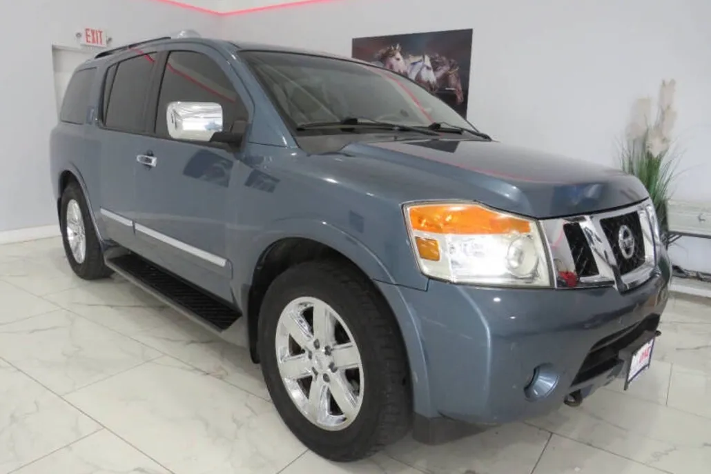 2012 Nissan Armada Platinum photo 1