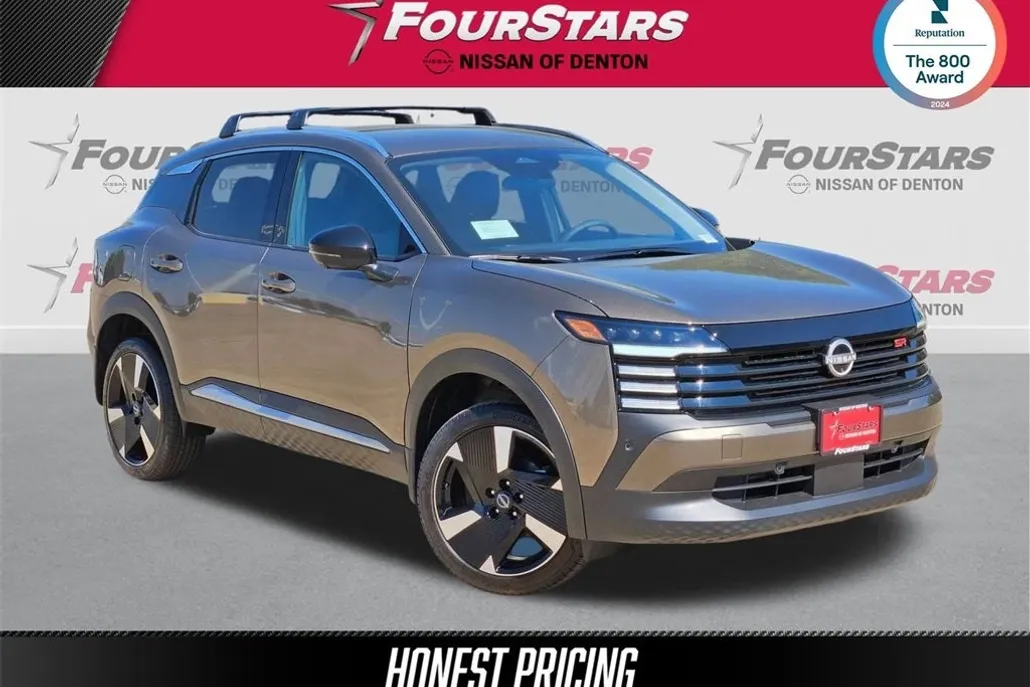 2026 Nissan Kicks SR photo 1