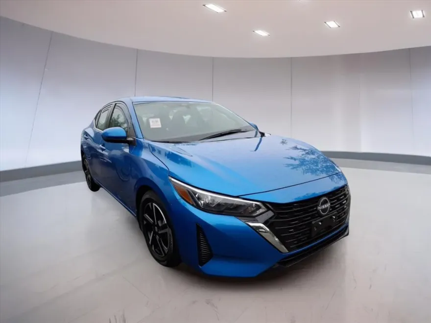 2024 Nissan Sentra SV photo 1