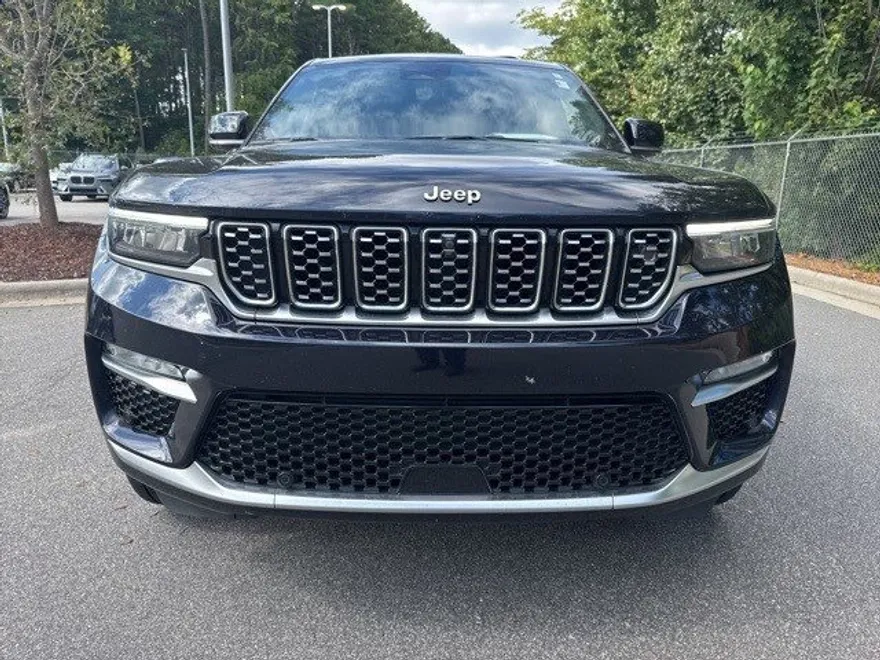 2023 Jeep Grand Cherokee Summit photo 1
