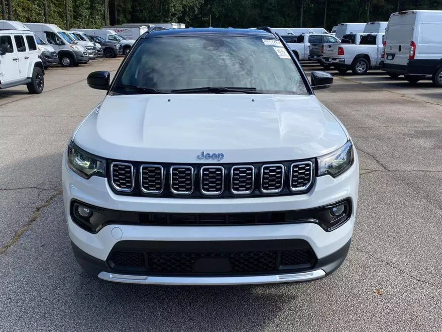 2024 Jeep Compass Limited photo 1