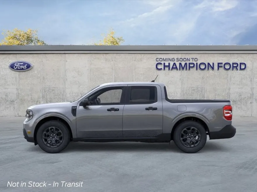 2025 Ford Maverick XLT photo 1