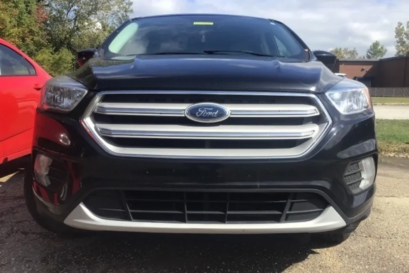 2019 Ford Escape SE photo 1