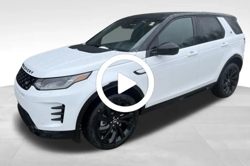 2025 Land Rover Discovery Sport SE photo 1