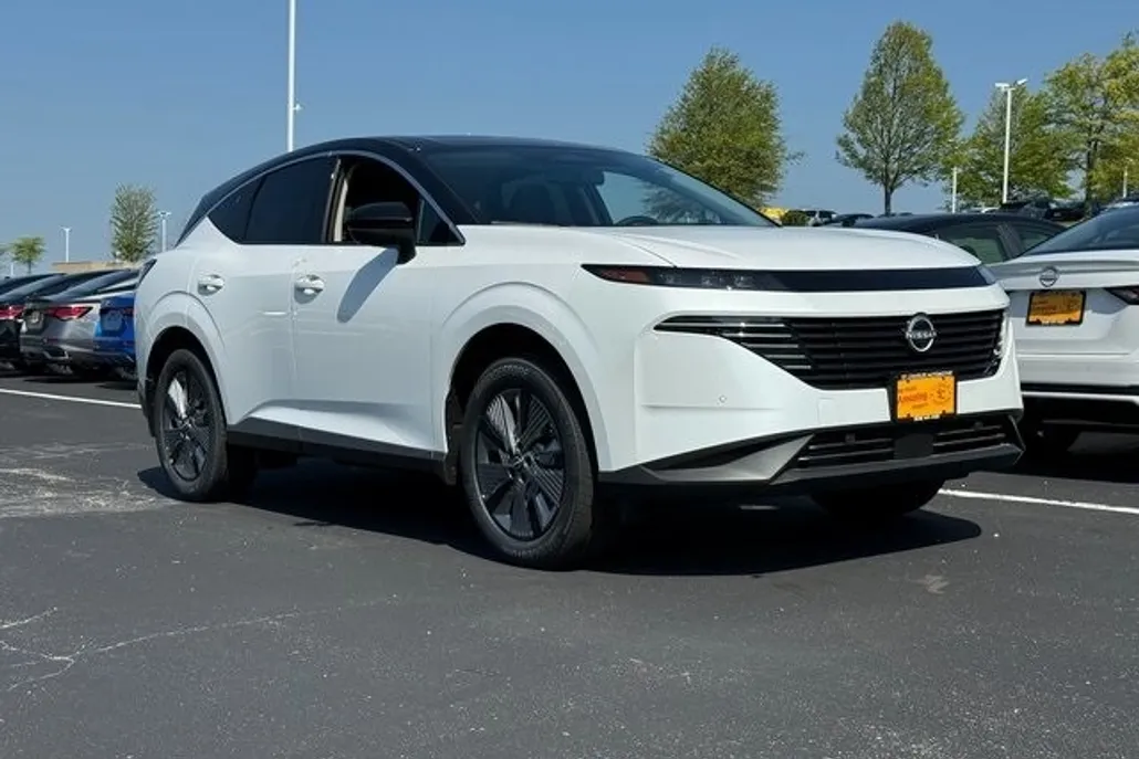 2025 Nissan Murano SL photo 1