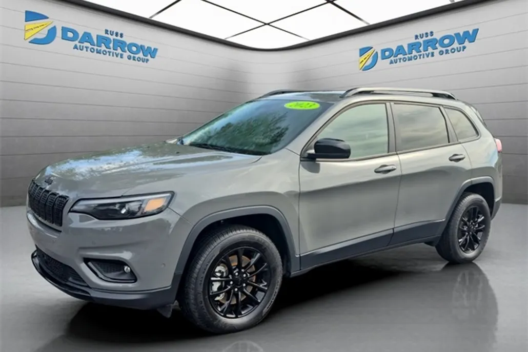 2023 Jeep Cherokee Altitude photo 1