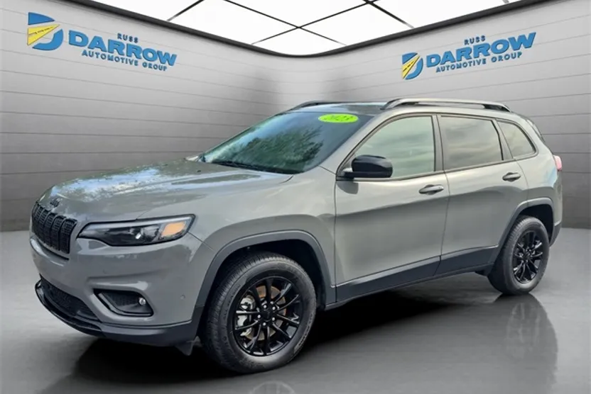 2023 Jeep Cherokee Altitude photo 1