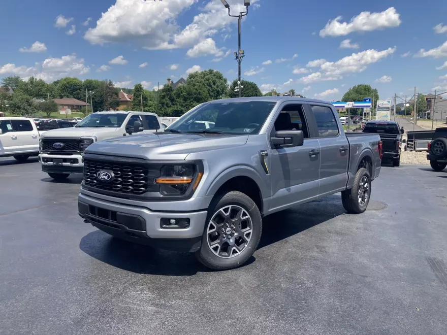 2025 Ford F-150 STX photo 1