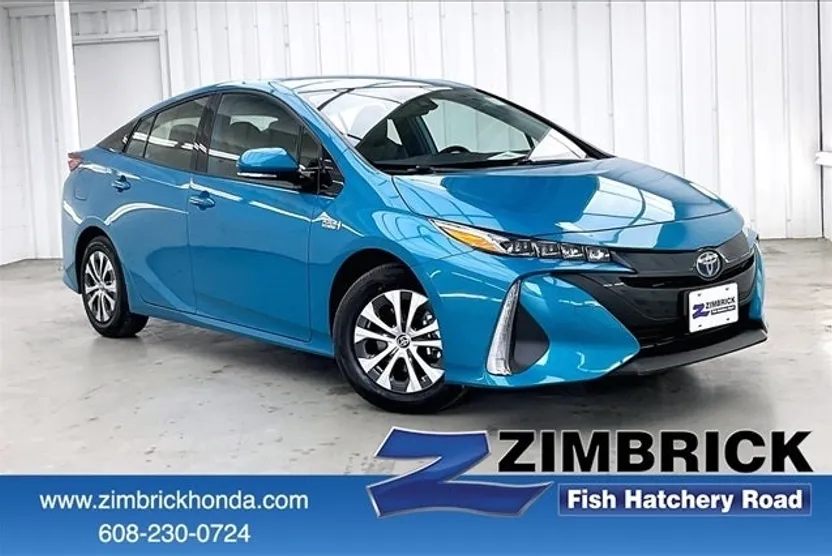 2020 Toyota Prius Prime XLE photo 1