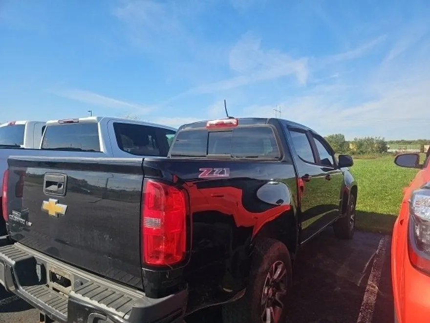 2017 Chevrolet Colorado Z71 photo 1