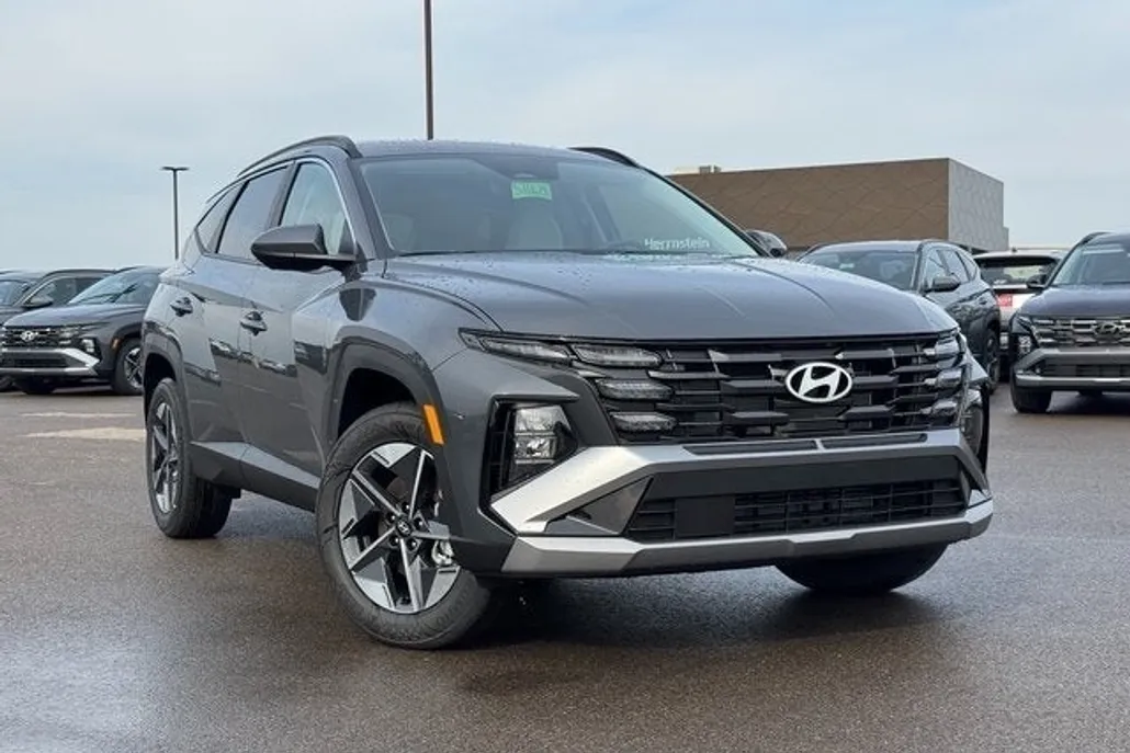 2025 Hyundai Tucson SEL photo 1