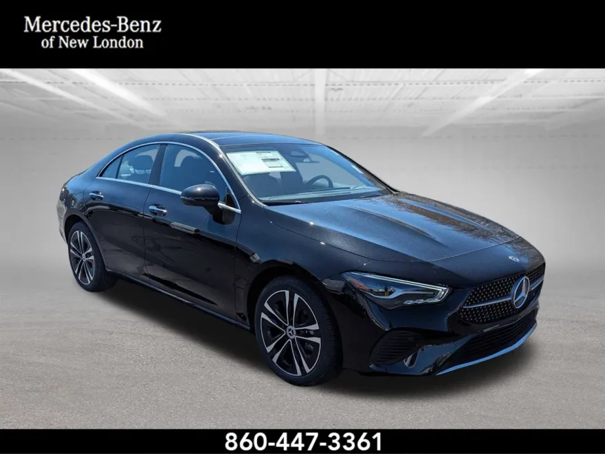 2024 Mercedes Benz CLA 250 4MATIC photo 1