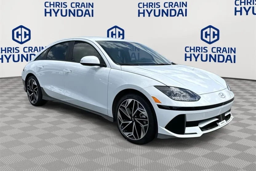 2024 Hyundai Ioniq 6 SEL photo 1