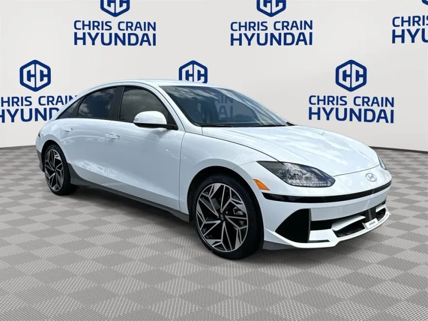 2024 Hyundai Ioniq 6 SEL photo 1