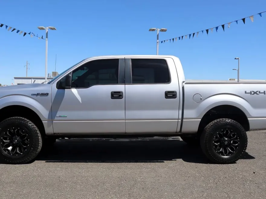 2012 Ford F-150 XLT photo 1