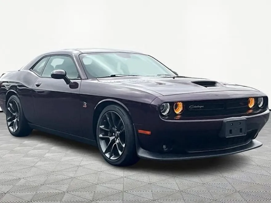 2021 Dodge Challenger R/T Scat Pack photo 1