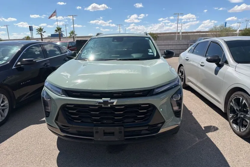 2024 Chevrolet Trax ACTIV photo 1