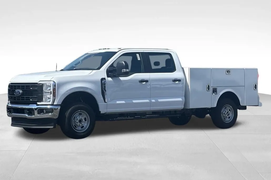 2026 Ford F-250 photo 1