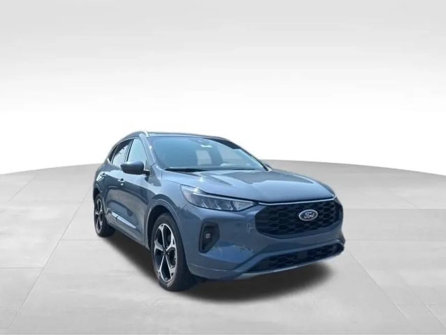 2023 Ford Escape Hybrid ST-Line Select photo 1