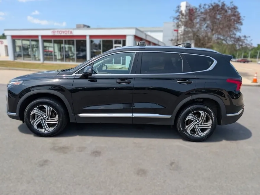 2022 Hyundai Santa Fe SEL photo 1