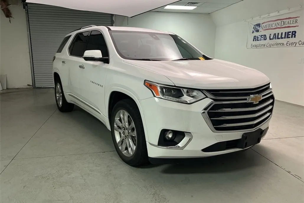 2020 Chevrolet Traverse High Country photo 1
