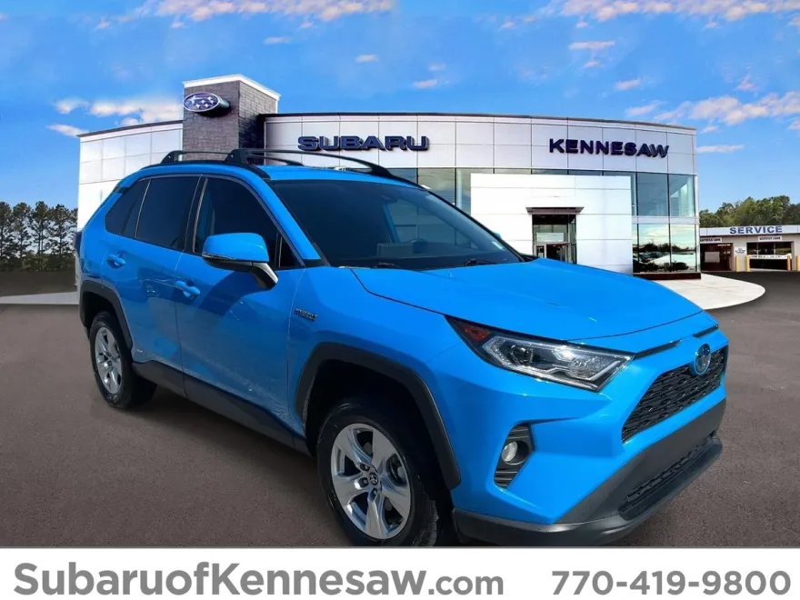 2020 Toyota RAV4 Hybrid XLE photo 1