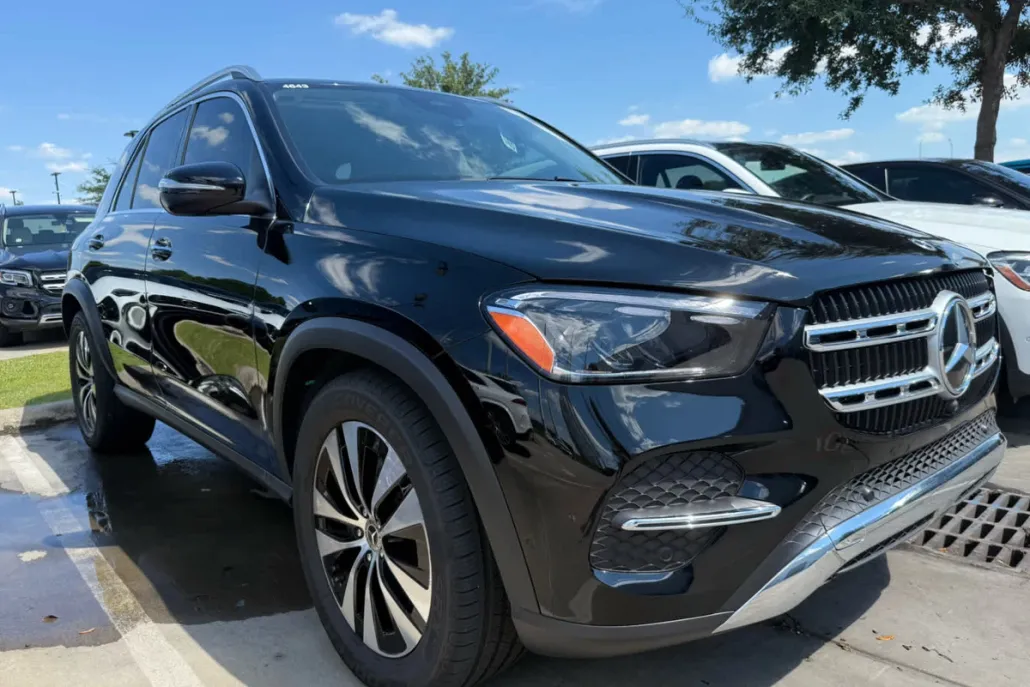 2025 Mercedes Benz GLE 350 4MATIC photo 1