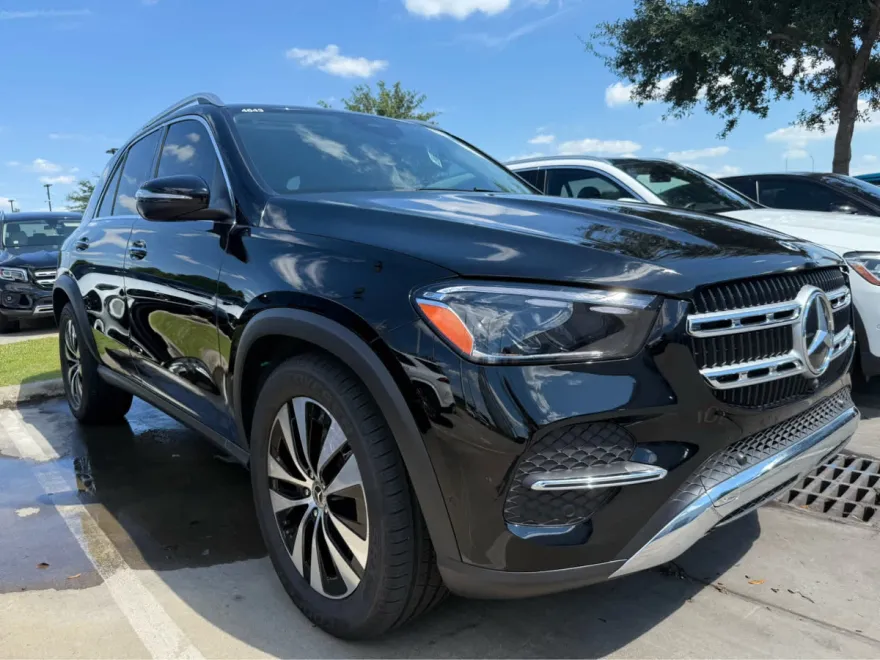 2025 Mercedes Benz GLE 350 4MATIC photo 1