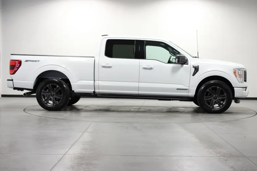 2023 Ford F-150 XLT photo 1