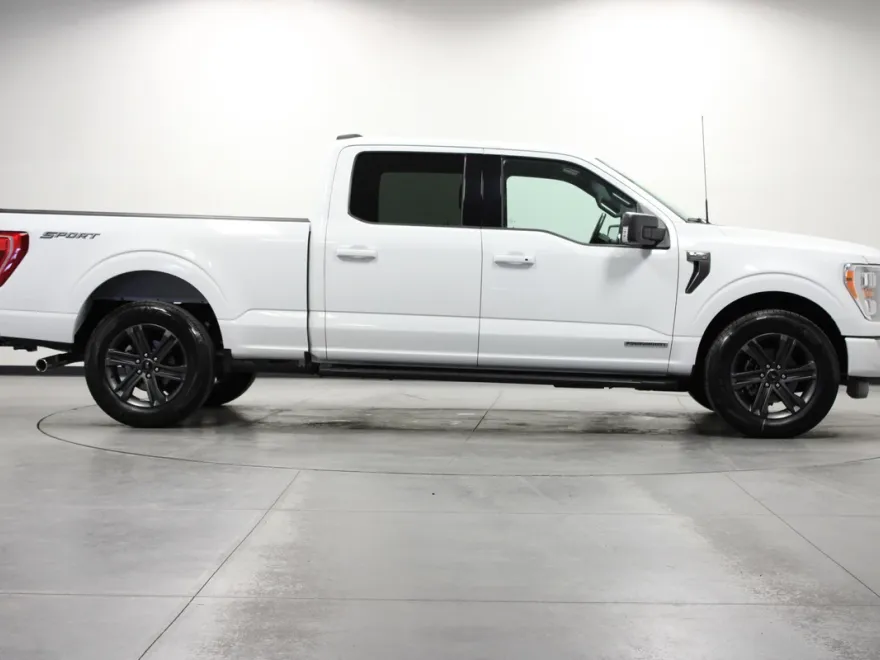 2023 Ford F-150 XLT photo 1