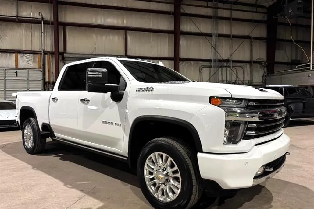 2022 Chevrolet Silverado 2500HD High Country photo 1