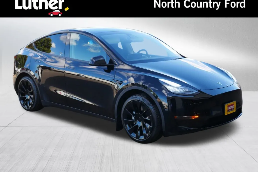 2021 Tesla Model Y Long Range photo 1