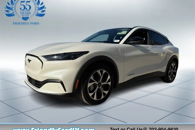 2025 Ford Mustang Mach-E Select photo 1